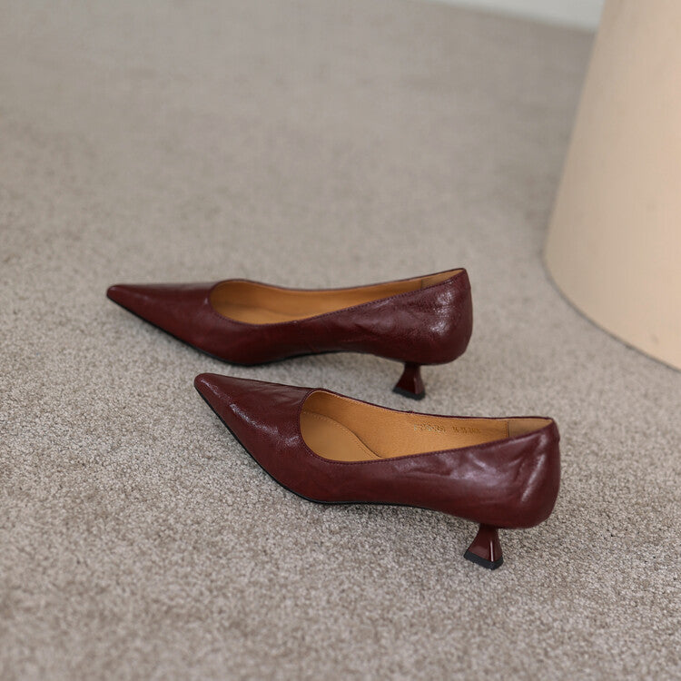 Pointed Toe Kitten Heel Pumps