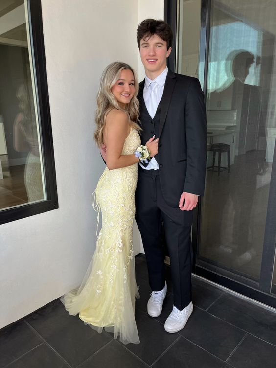 Sexy Yellow Lace/Tulle Long Prom Dresses,Evening Dresses,Winter Formal Dresses cc1372