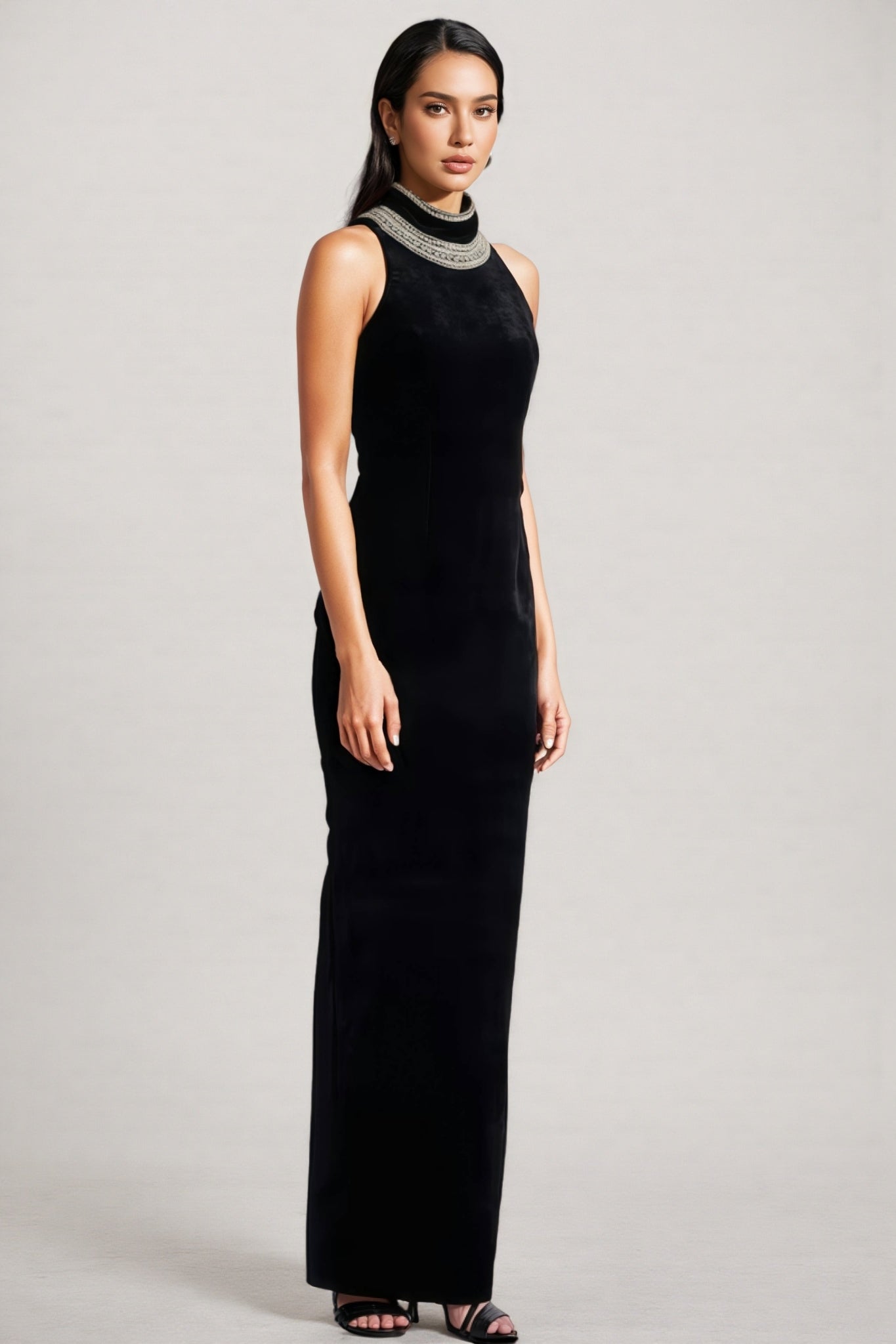 Islasd Beaded Backless Maxi Dress - View 2