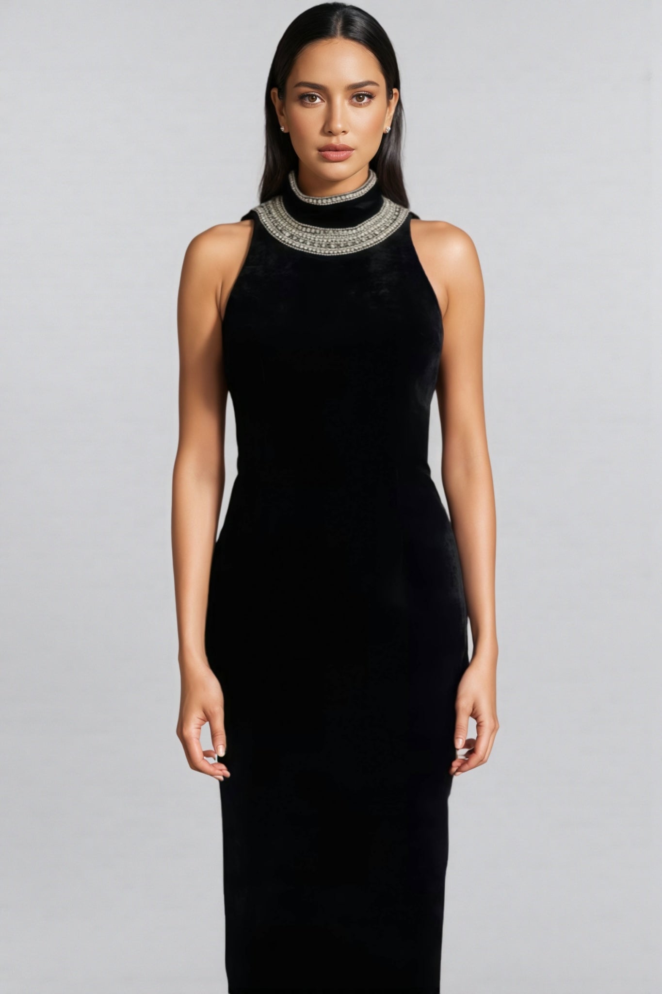Islasd Beaded Backless Maxi Dress - View 3