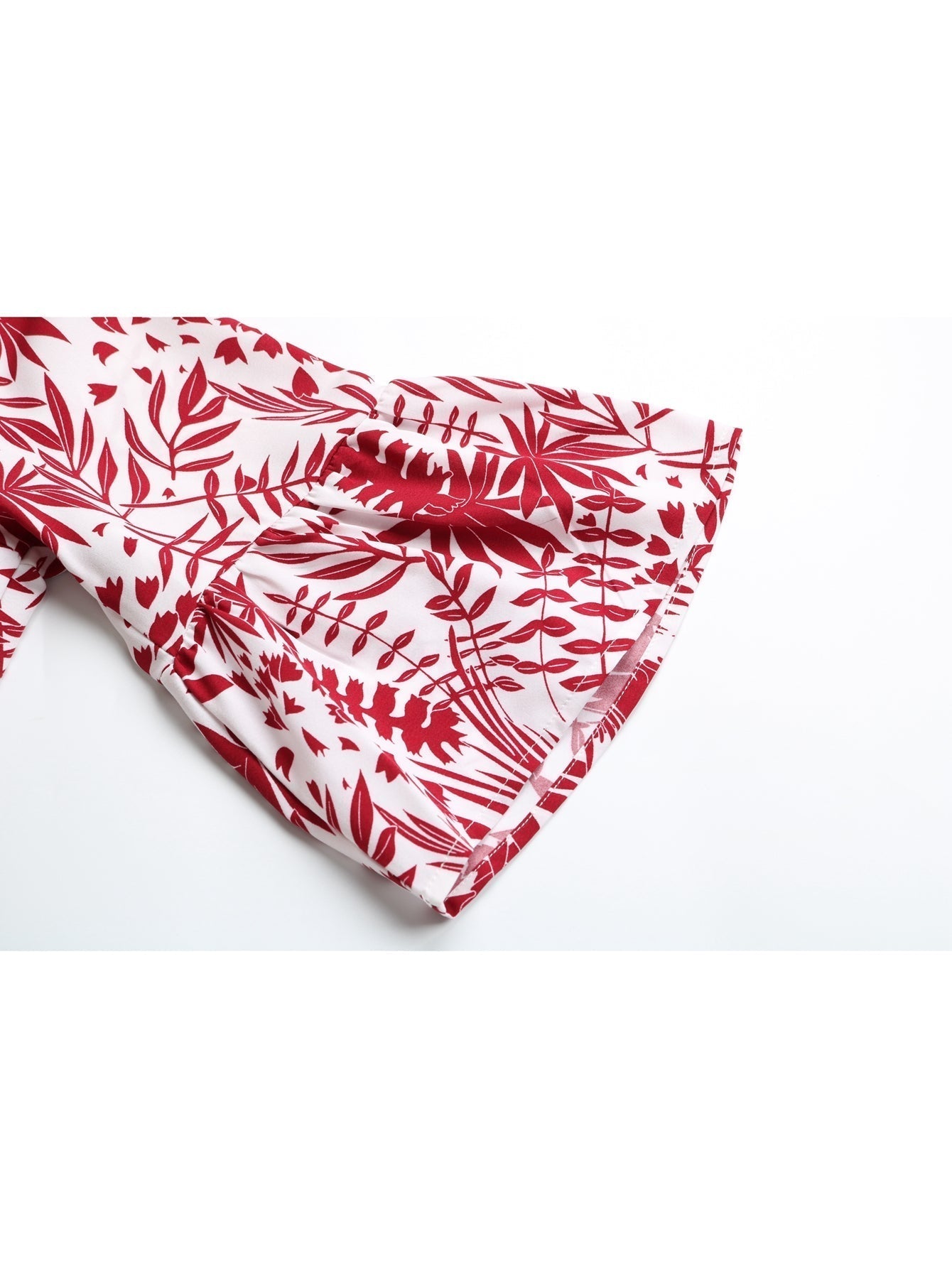 Ditsy floral print V neck Flutter Sleeve Belted Dress