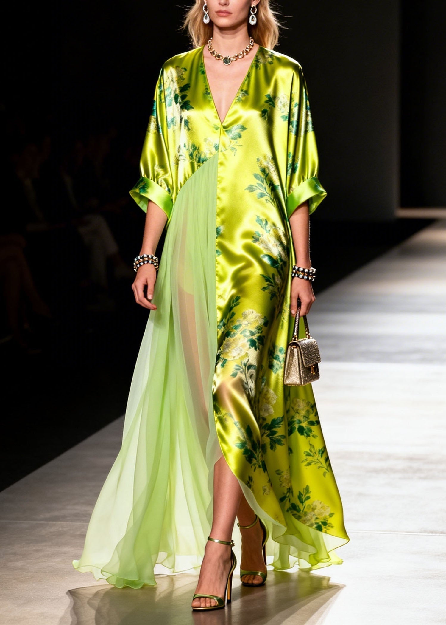 Floral Print Deep V-Neck Pleated Chiffon Panel Wide Cuff Sleeve Maxi Dress