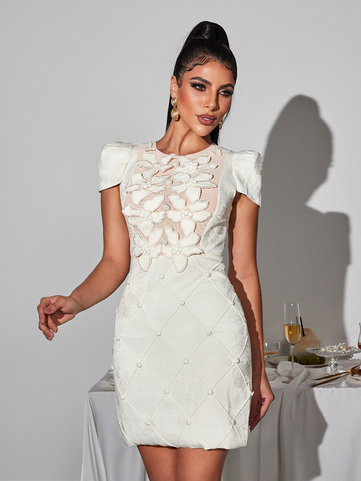 Pearl Floral Applique Short Sleeve Bodycon Mini Dress