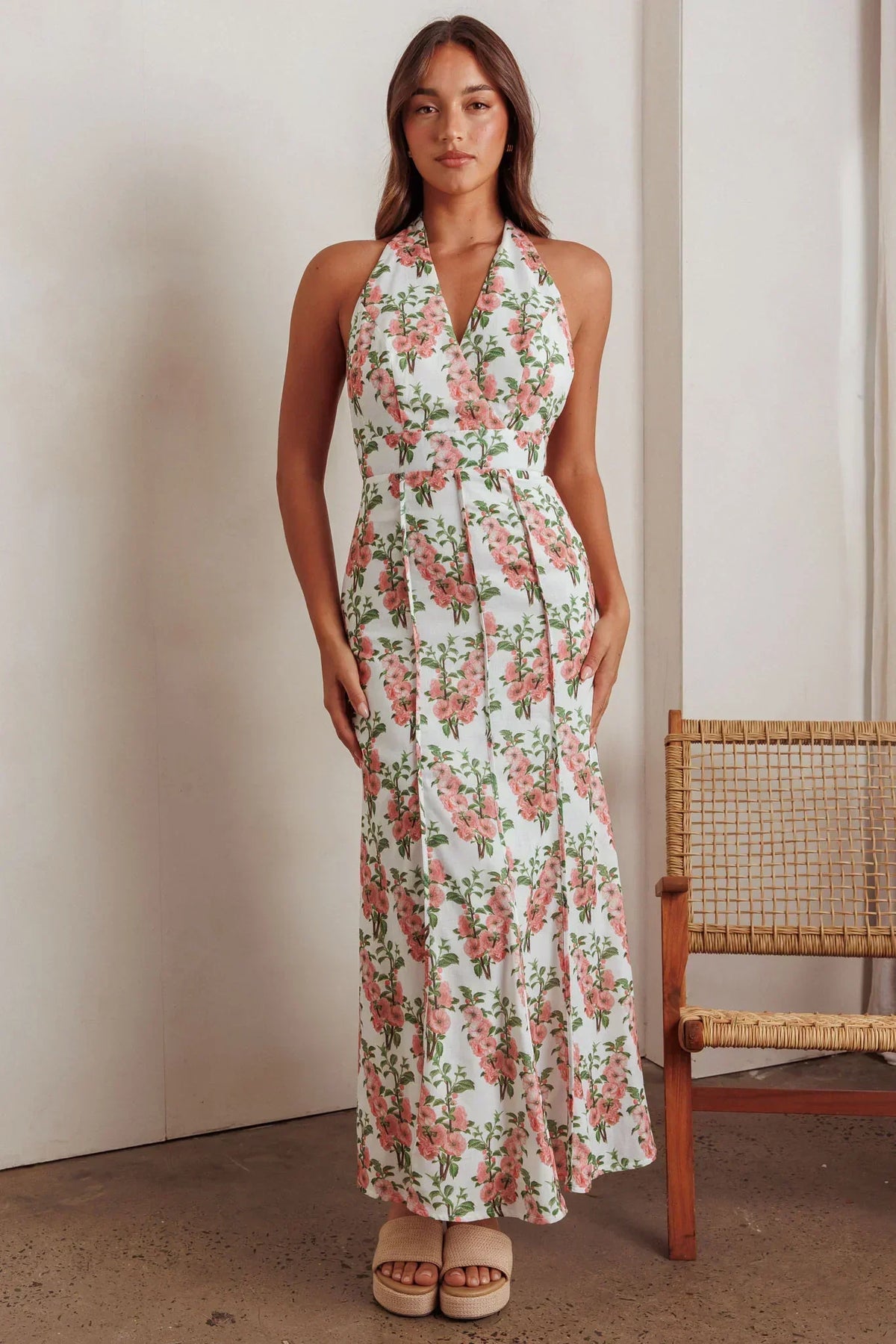 Floral Halter Neck Pintuck Pleat Fitted Maxi Dress