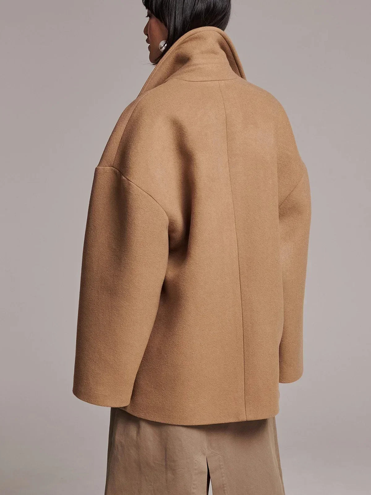 Black Lapel Slim Single-Breasted Overcoat