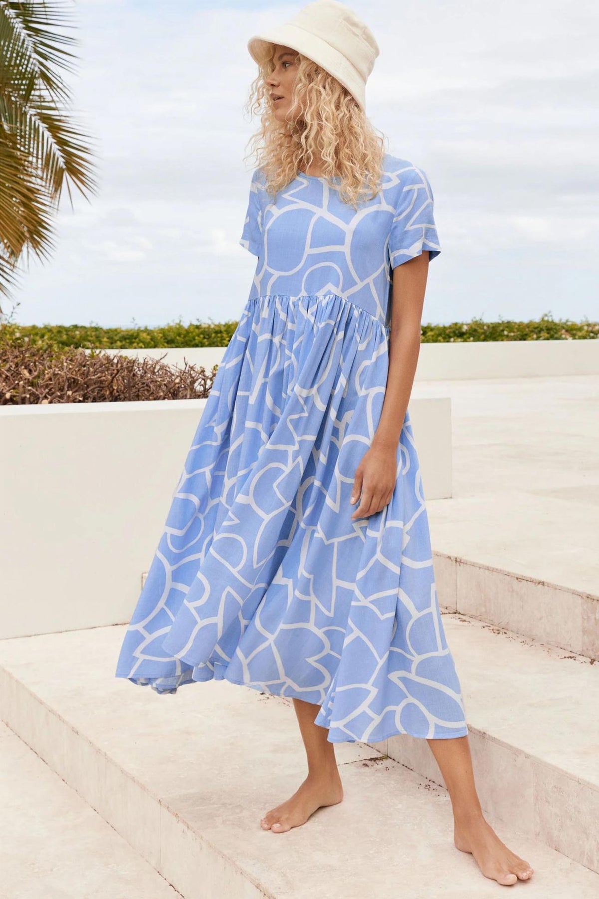 Geometric Print Crew Neck Short Sleeve Gathered Waist Smock Midi Dress