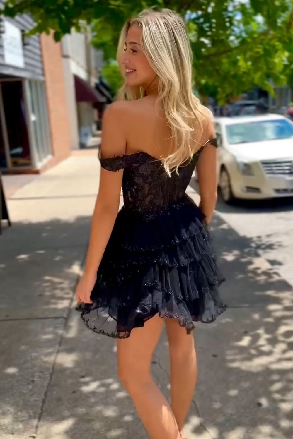 Gorgeous A-Line Light Blue Short Tiered Homecoming Dress With Appliques