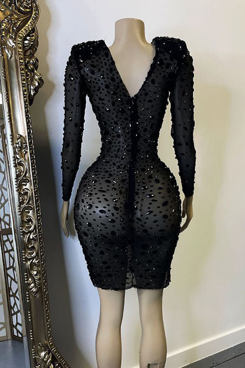 H5596 - Scoop Long Sleeves Beaded Sheer Tulle Sheath Mini Homecoming Dress