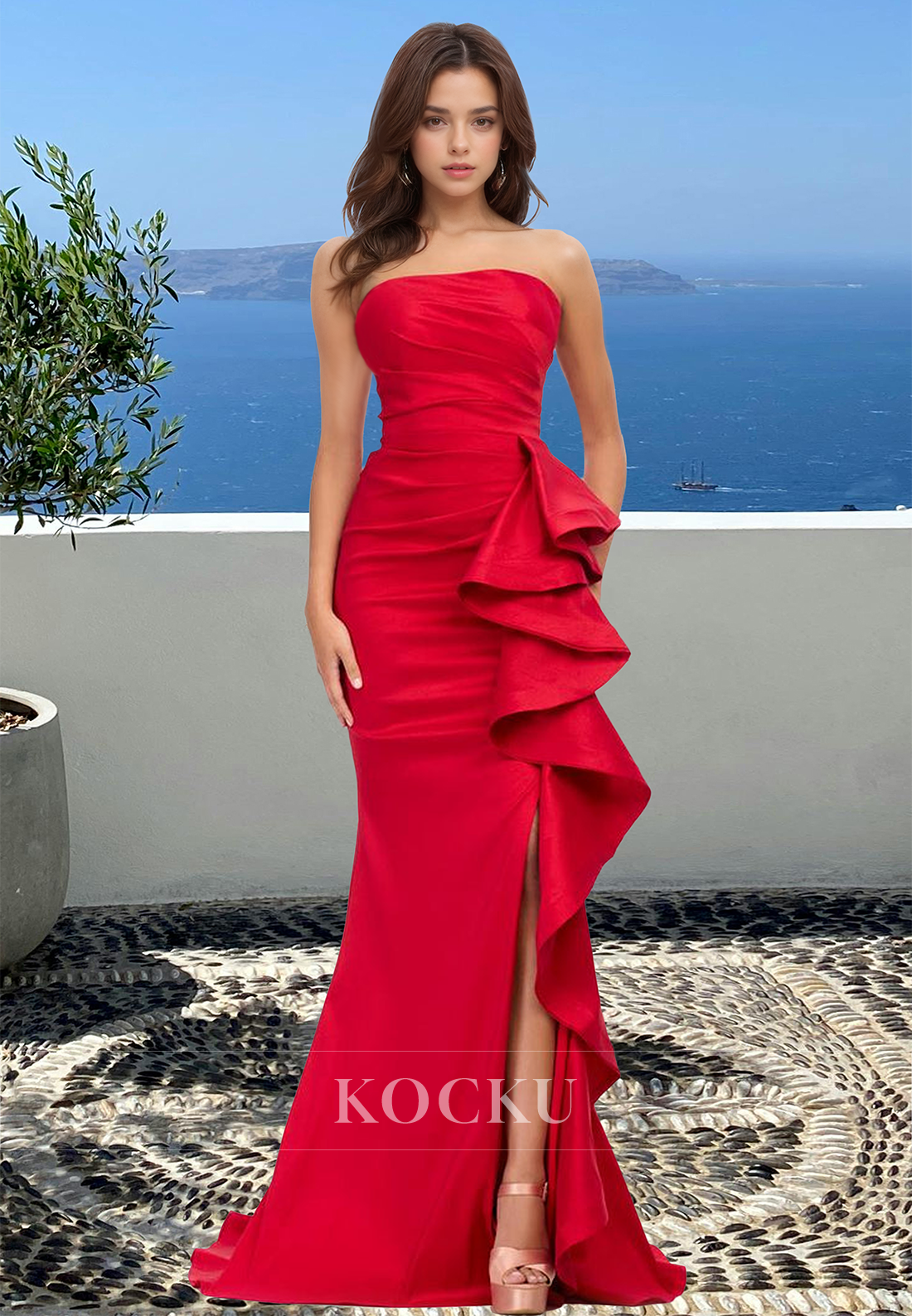 Classic Tube Top Sleeveless Side Slit Ruched Satin Prom Formal Party Dress with Train