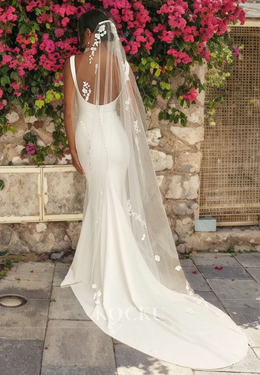 Simple & Casual Straps Sweetheart Mermaid Backless Wedding Dress with Train Bridal Gowns
