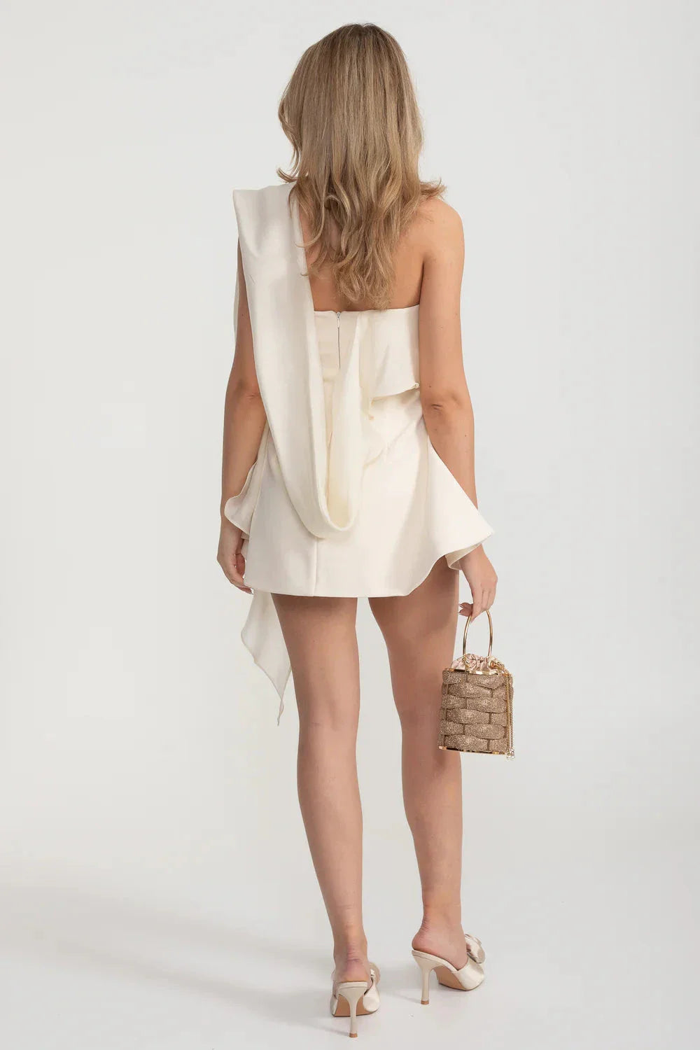 Strapless Fitted Mini Dress With Flared Skirt And Draping Scarf Attachment - Ivoire
