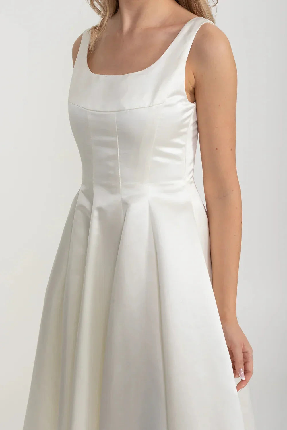 Sleeveless Scoop Neck Box Pleat Fit and Flare Tea Length Midi Dress - View 6