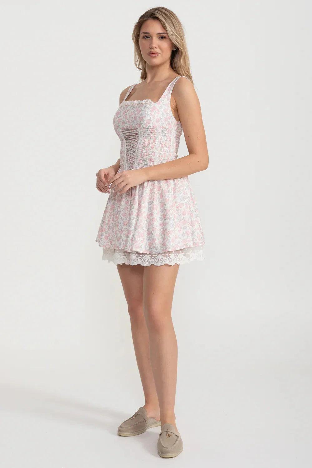 Sleeveless Summer Dress With Pink Floral Pattern And Lace-Up Front Detailing - White