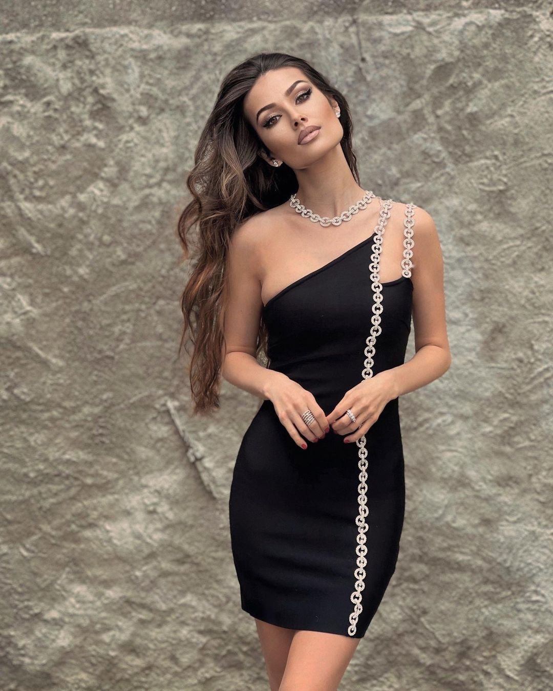One Shoulder Chain Strap Trim Bandage Bodycon Mini Dress 10