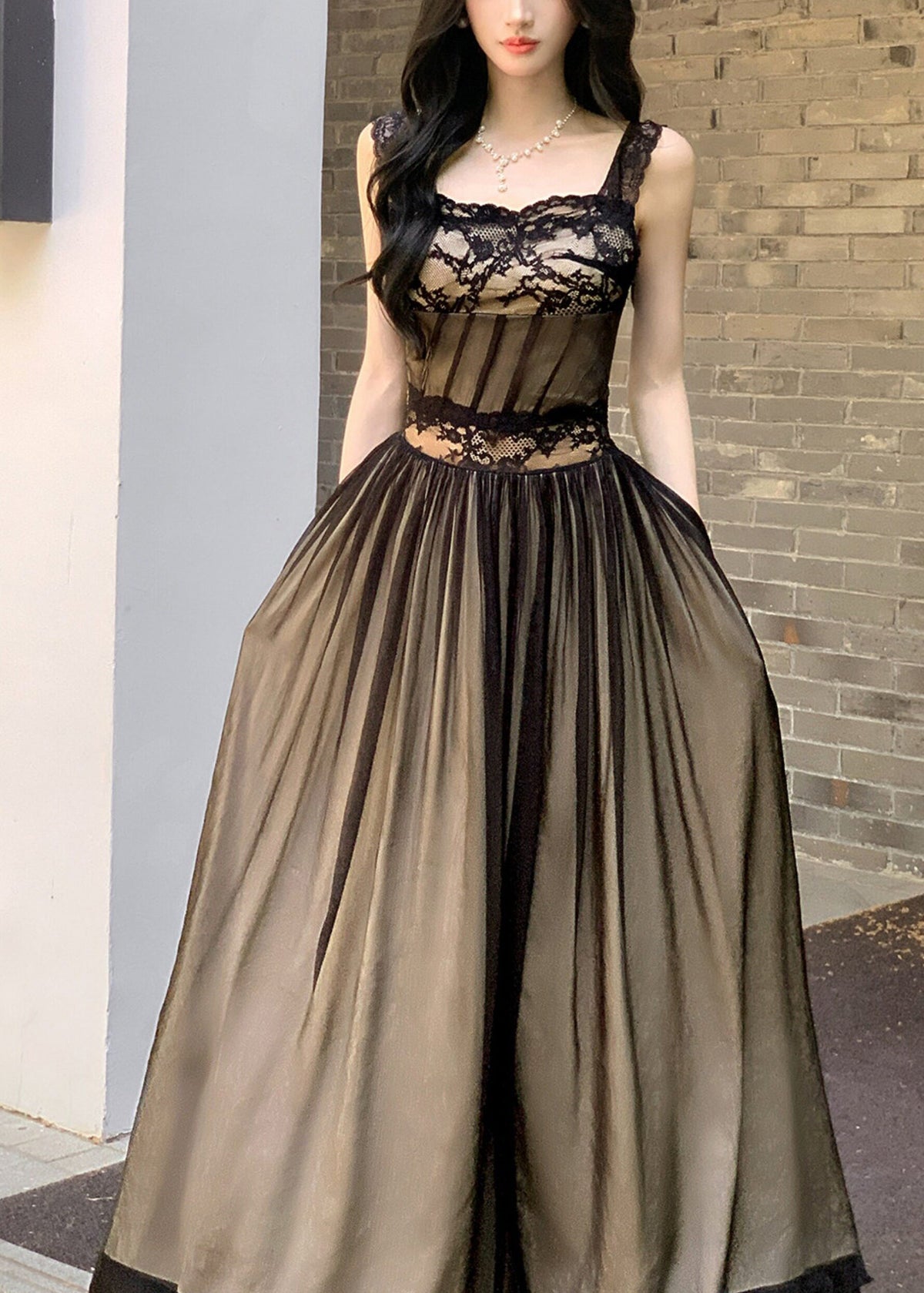 Italian Red Lace Patchwork Tie Waist Tulle Maxi Dress - View 3
