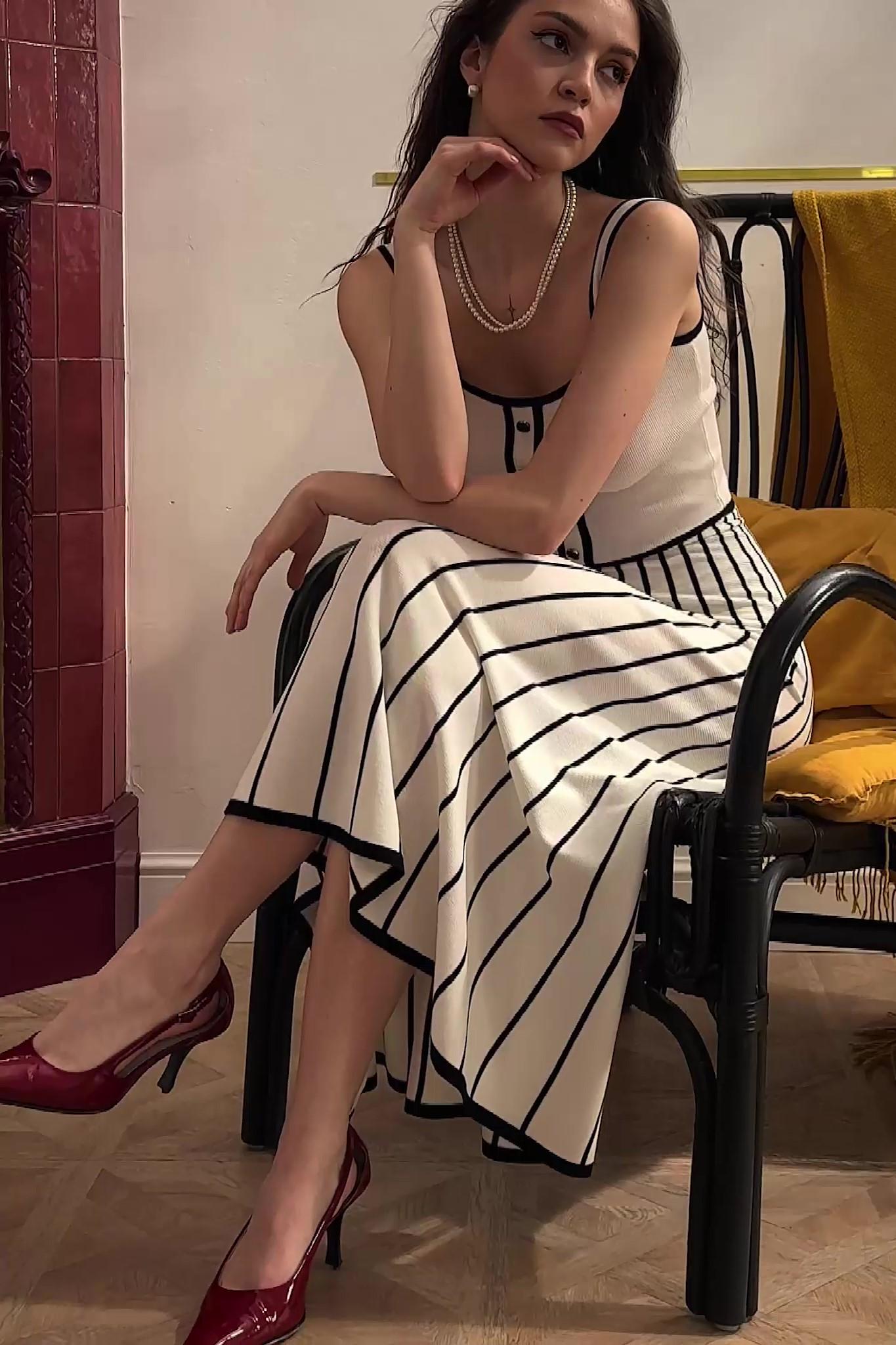 Effortless Frida When Knitting Midi Dress Premium Wardrobe Essential