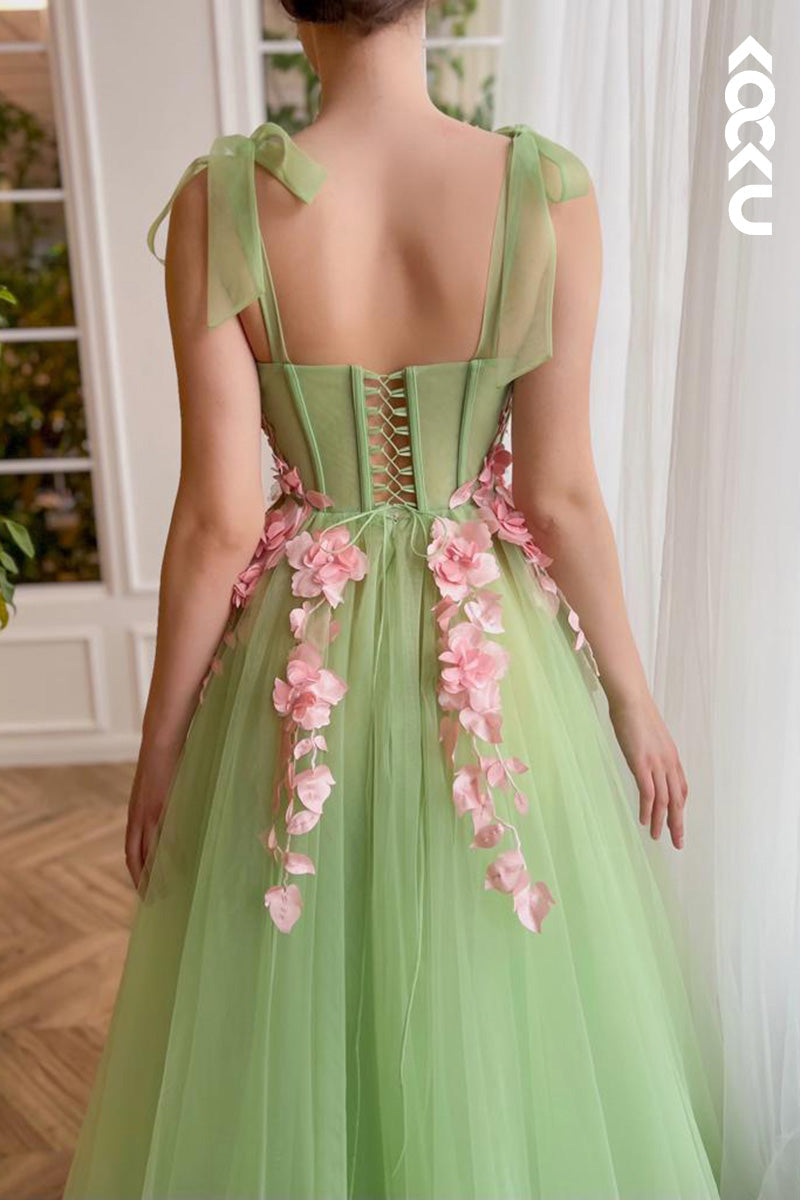 L1634 - Sweetheart Appliqued Tulle A-Line Long Prom Gown With Slit