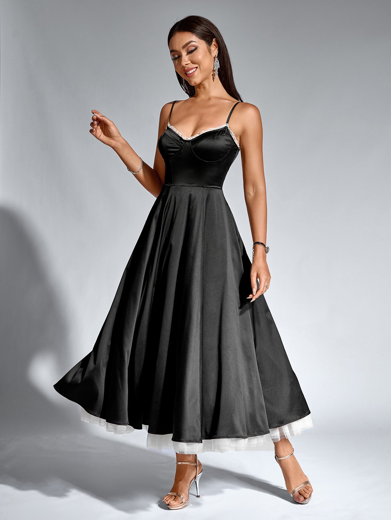 Lace Trim Corset Flared Hem Maxi Dress - View 4
