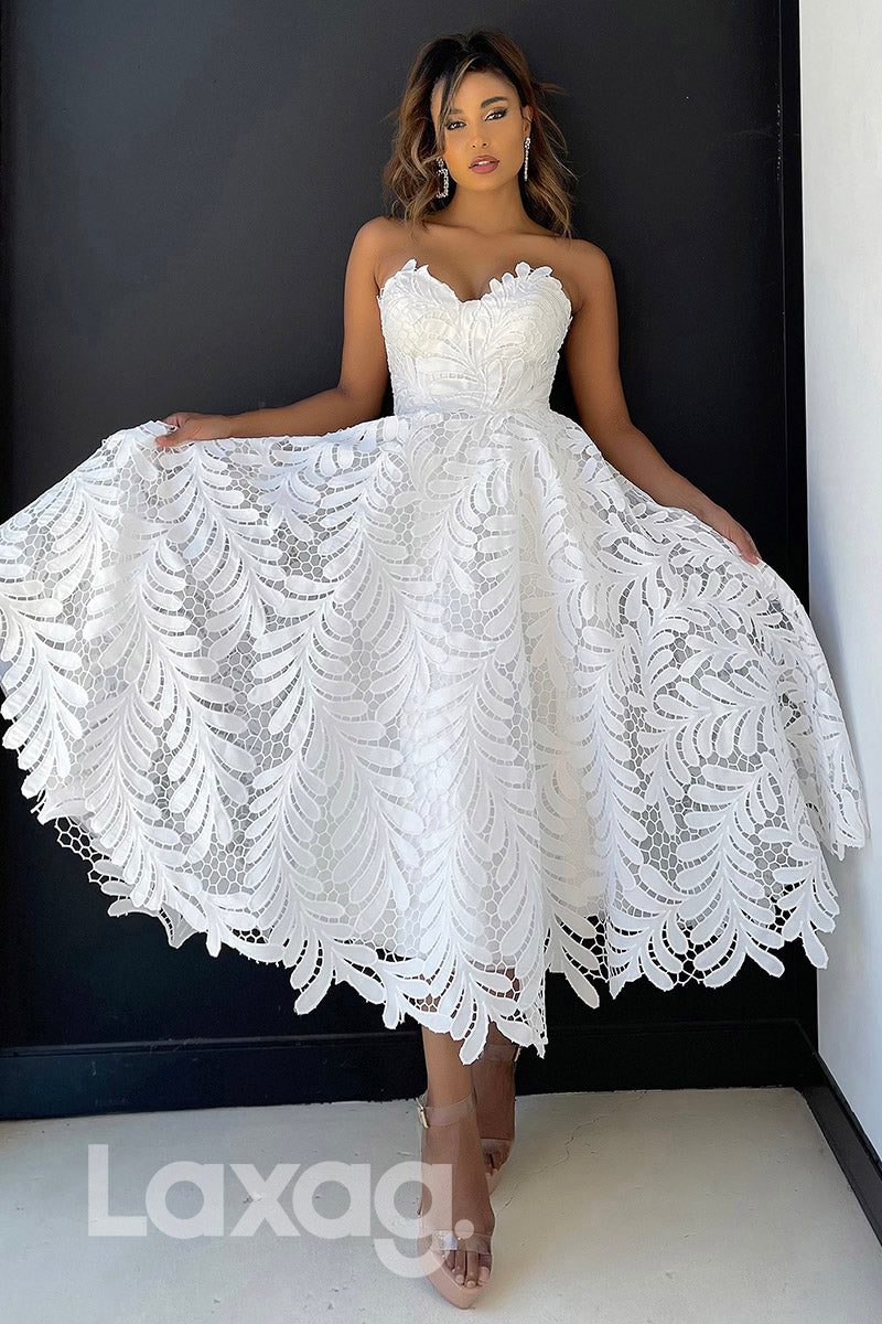 16778 - Sweetheart Tea Length Lace Party Prom Dress