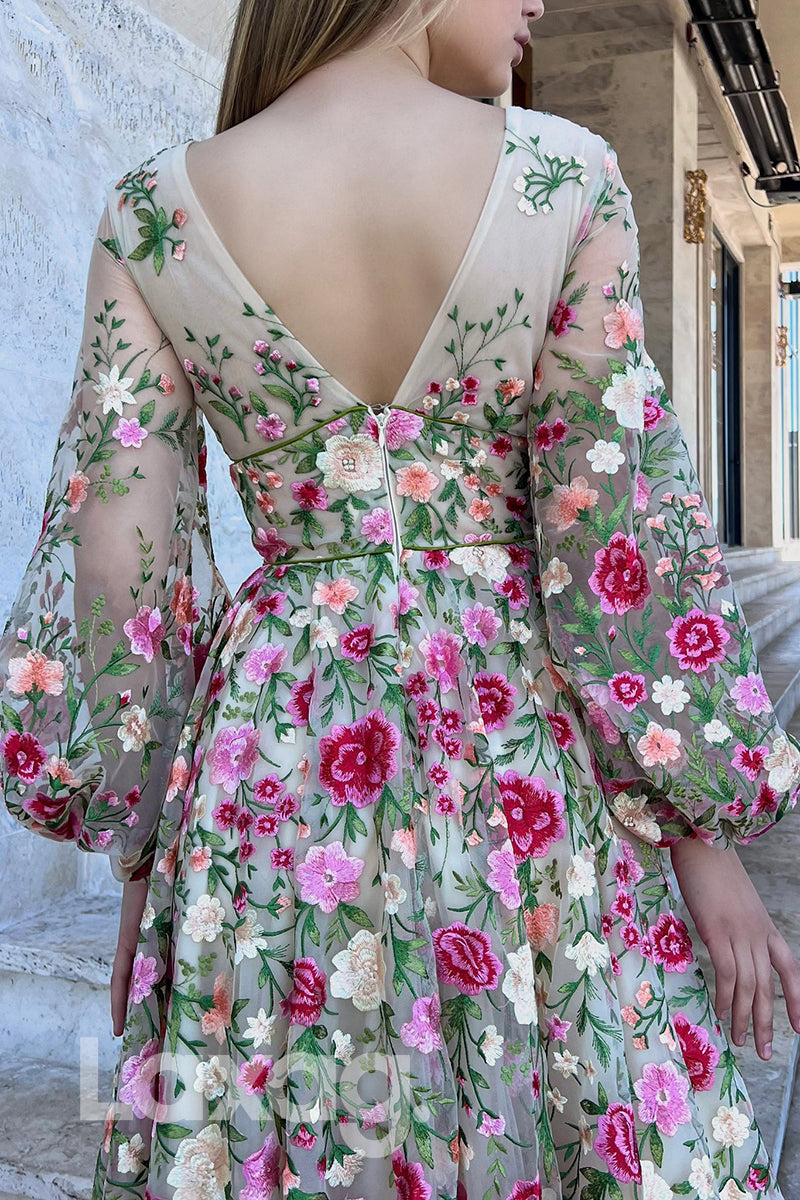 16754 - Deep V-neck Embroidery Appliqued Long Sleeves Formal Prom Dress