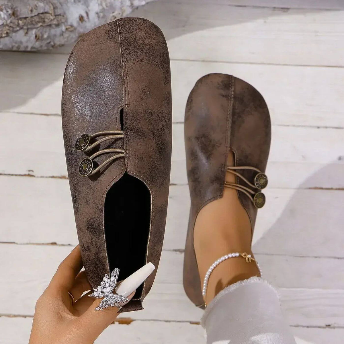 Round Toe Button Strap Slip On Flats