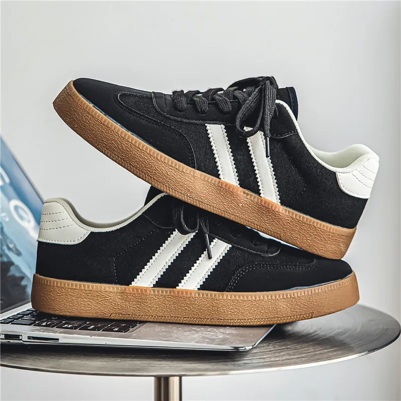 Men's Casual Retro German Training Shoes Laceup Lightweight Comfortable Sports Flat Shoes Men Skateboard Running Shoes
