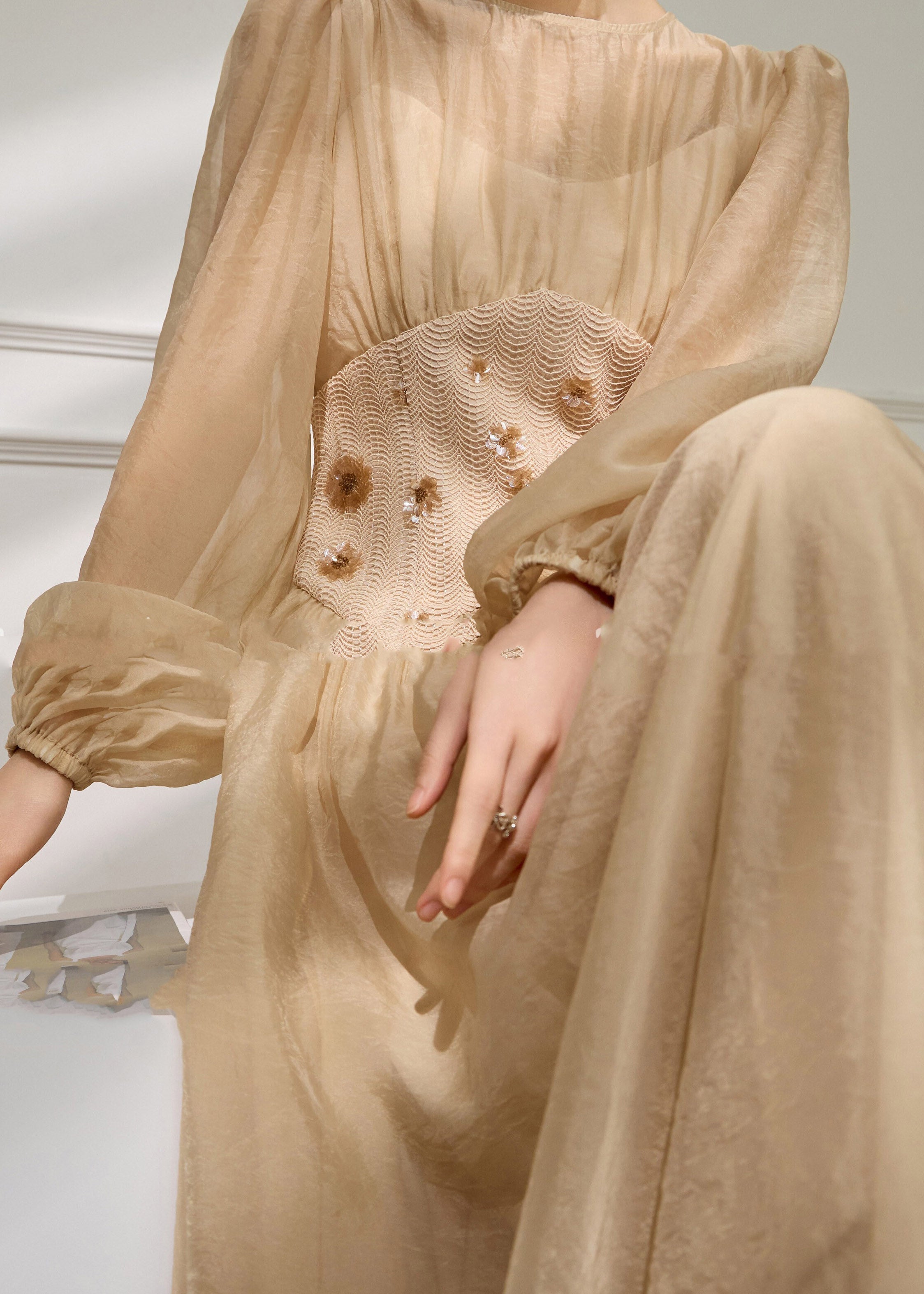 Modern Beige Tulle Patchwork Tunic Maxi Dresses Spring - View 2
