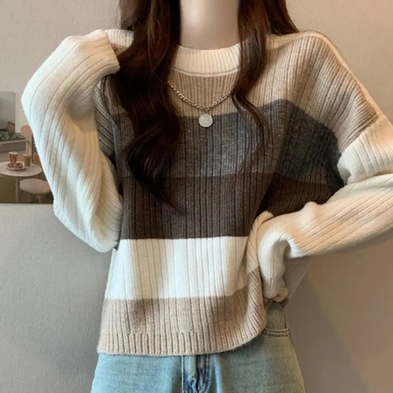 Multi-Color Splicing Lazy Style Slimming Sweater White / S