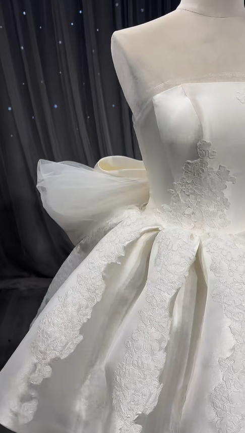 Fairy White Strapless Satin Appliques A Line Birthday Outfits Short Homecoming Dress With Bow