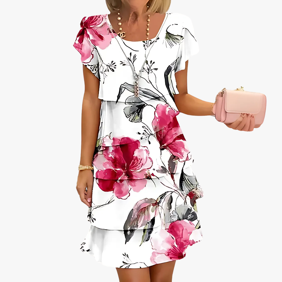 Minimalist Dress Inspired by Contemporary Streetwear Fashion