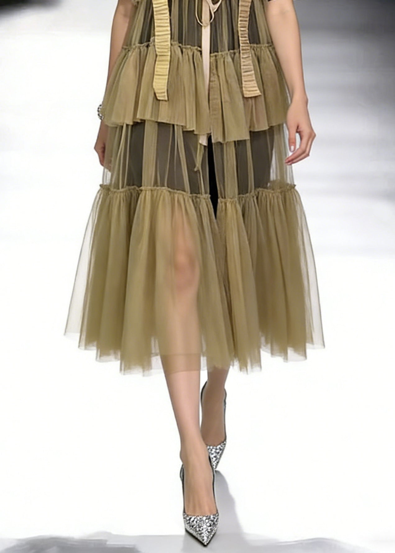 Crew Neck Short Sleeve T-Shirt Tiered Tulle Buckle Strap Wrinkled Midi Dress Two Piece Set