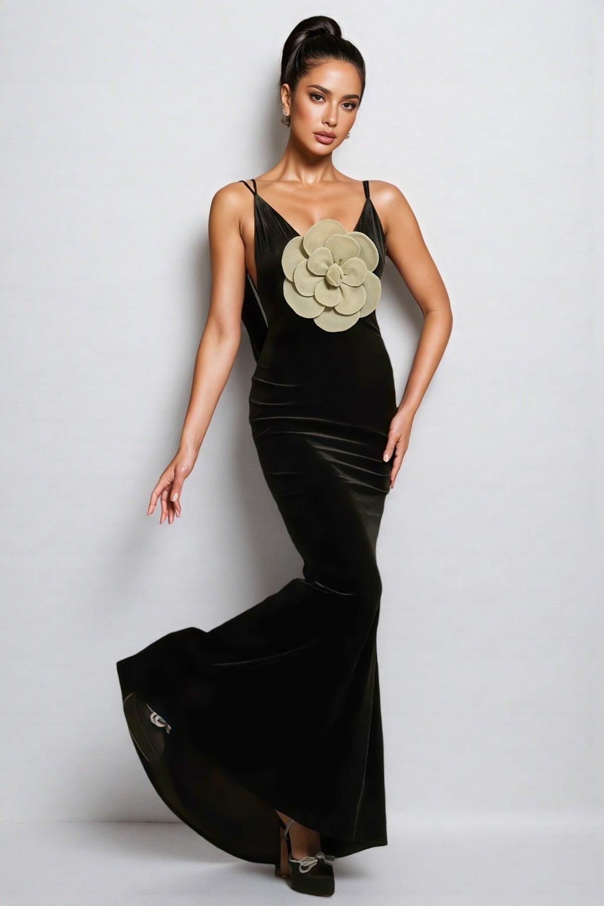 V-Neck Spaghetti Strap Flower Applique Velvet Mermaid Maxi Dress 2