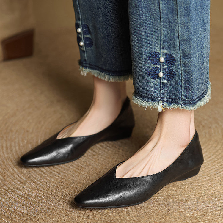 Pointed Toe V Cut Slip On Flats