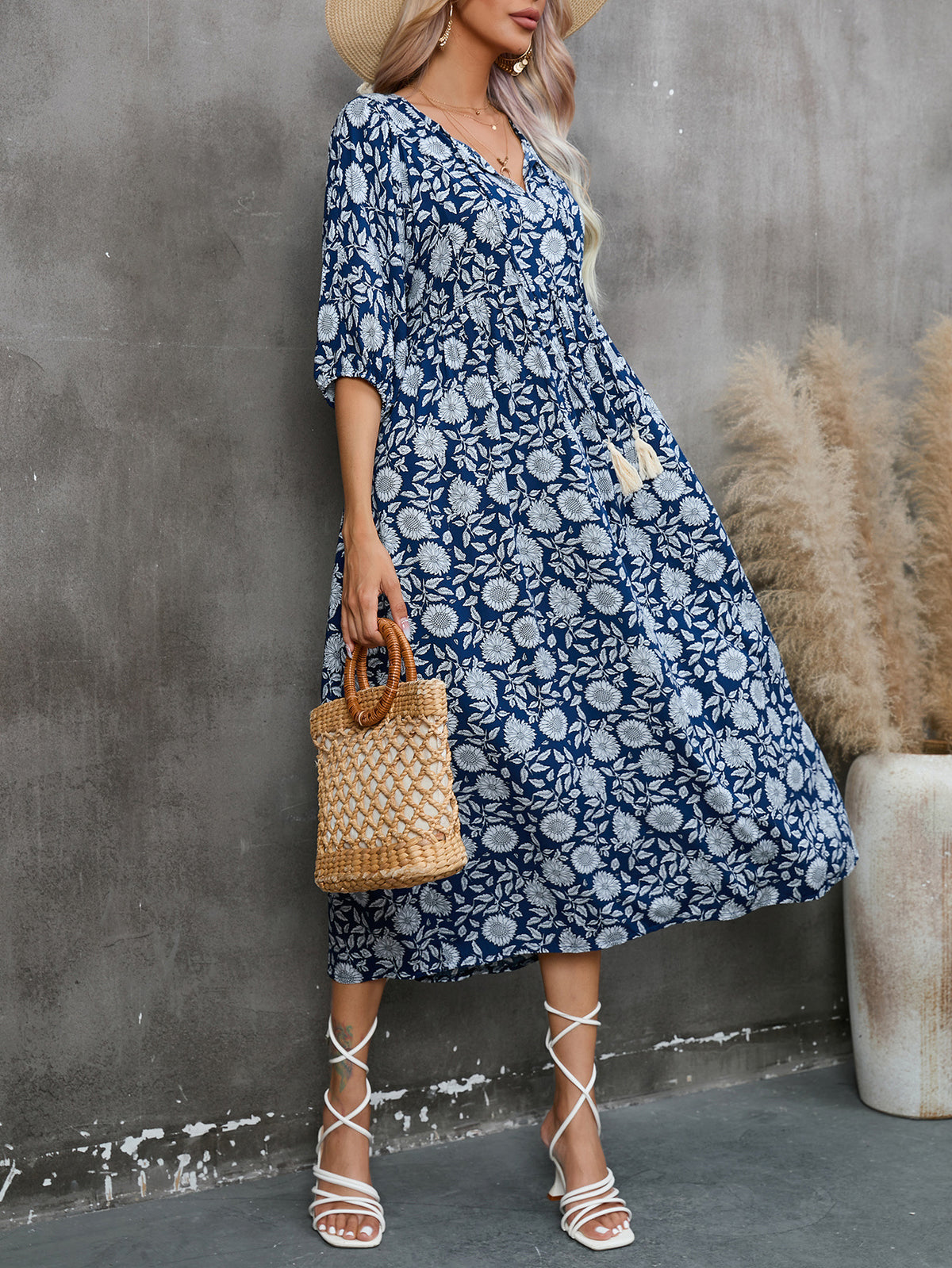 Floral Print V-Neck Tassel Tie Puff Half Sleeve Midi Dress 2