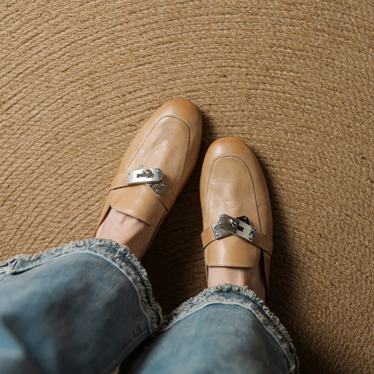 Buckle Detail Round Toe Flat Mules