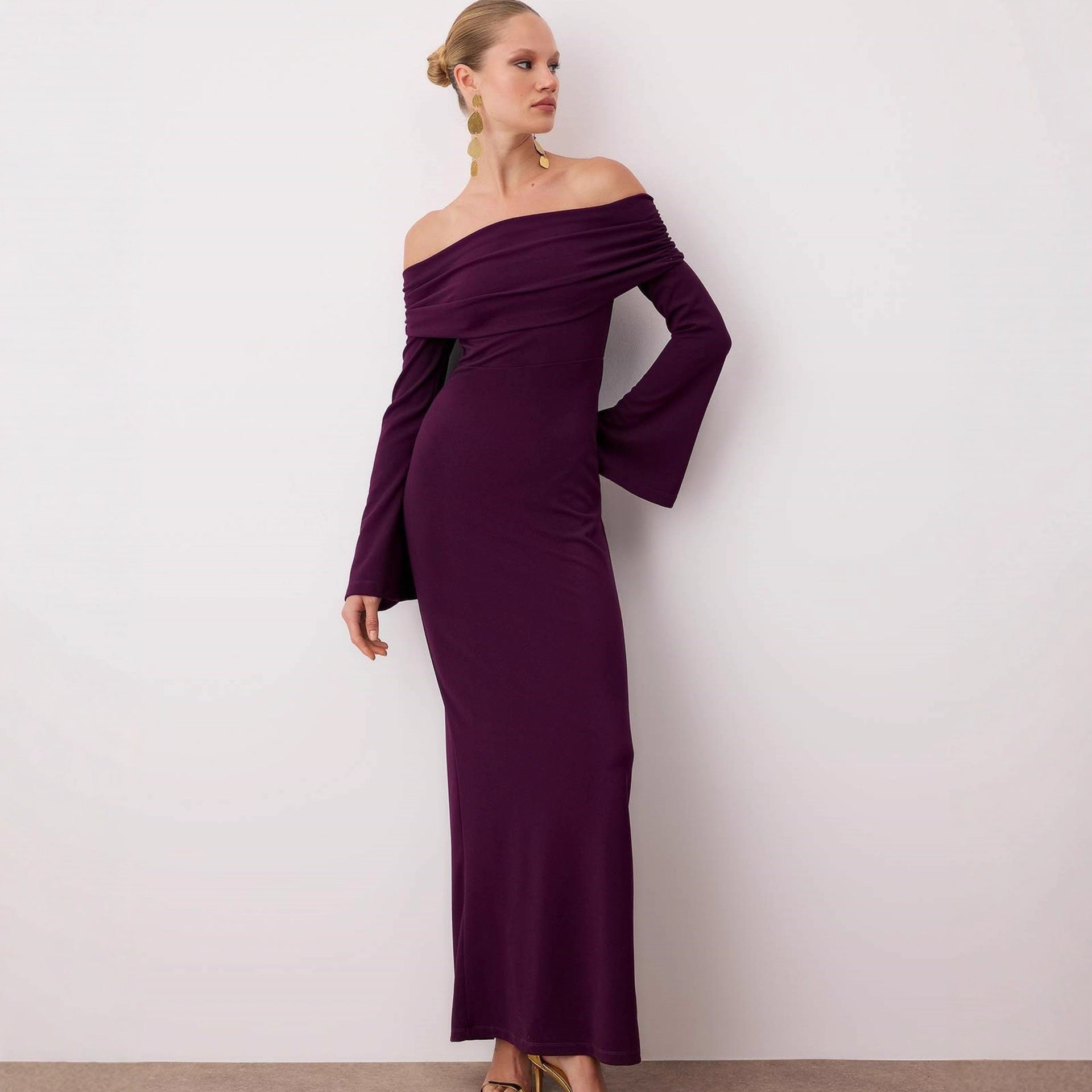 Maxi Dress Women Attractive Solid Color off Shoulder Pleated Long Sleeve Autumn Dress Women
