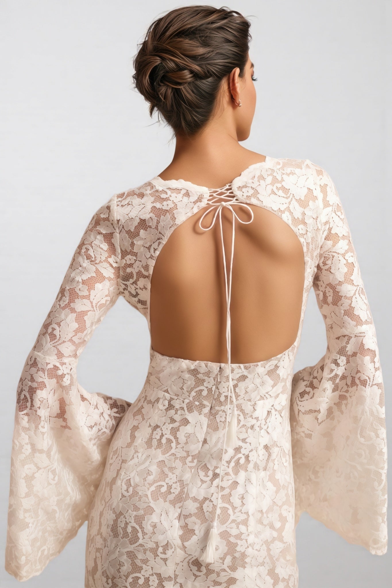 Zettad Flared Sleeve Backless Lace Maxi Dress - View 3