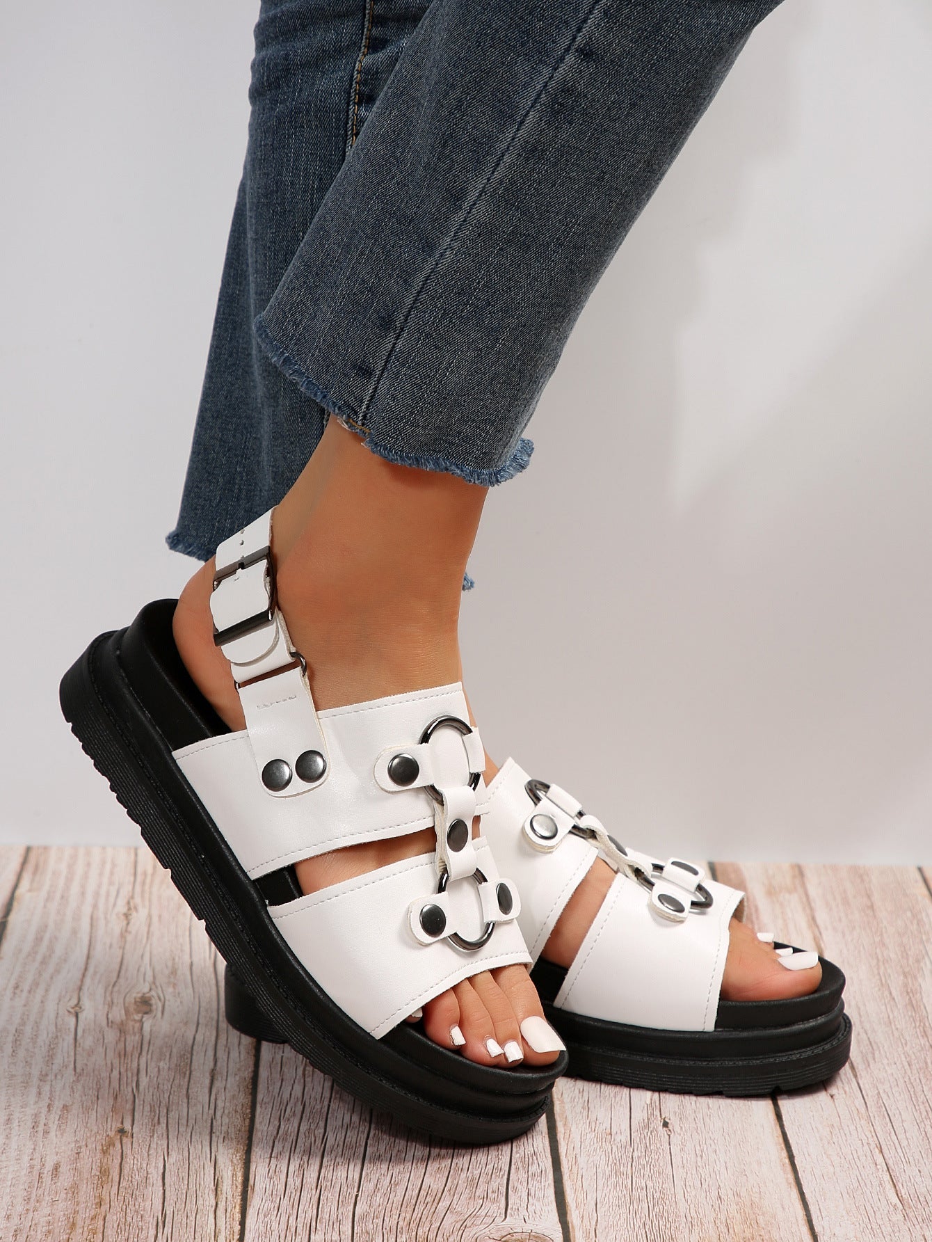 Buckle Strap Thick Sole Soft Bottom Roman Sandals