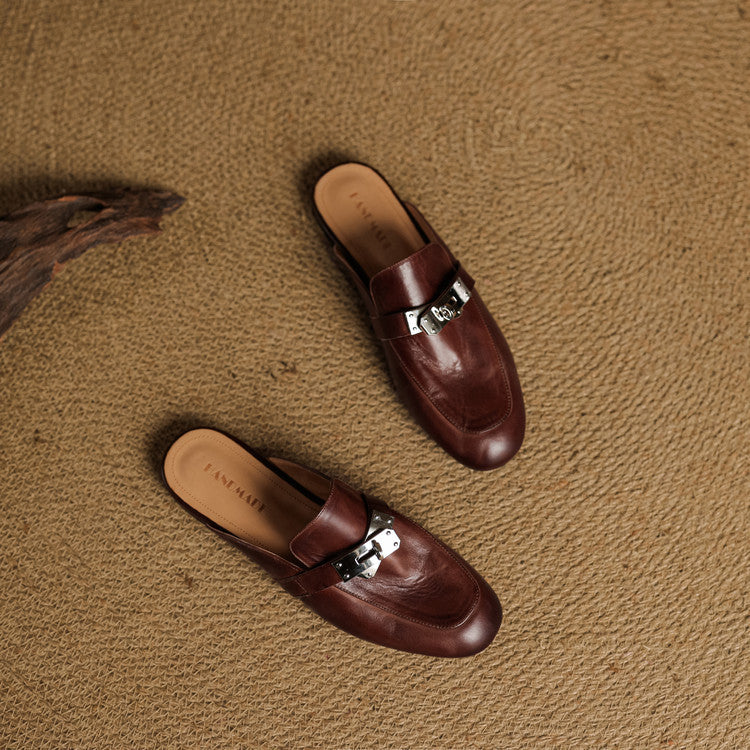 Buckle Detail Round Toe Flat Mules
