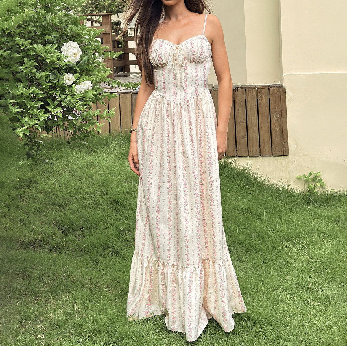 Four Sided Floral Strap Dress Sexy Backless Lace Patchwork Waist Slimming Maxi Dress