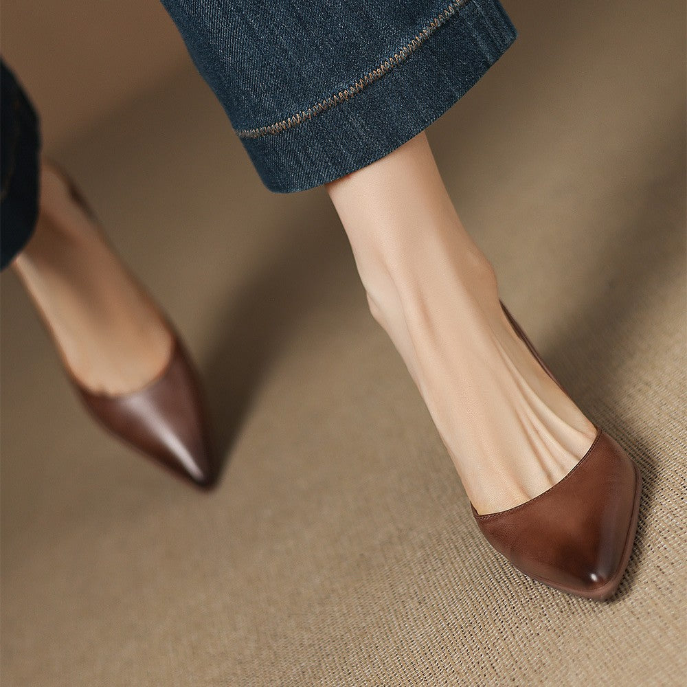 Pointed Toe Kitten Heel Pumps