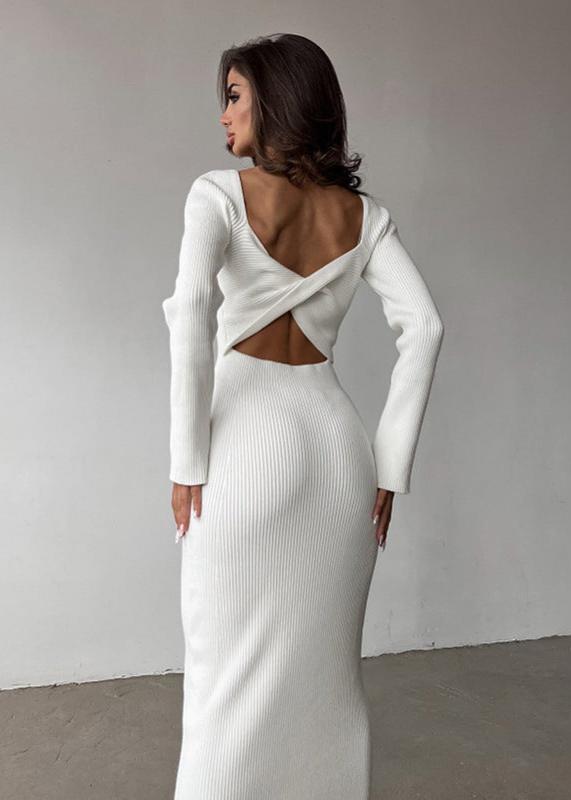 Twist Elegance Knit Midi Dress