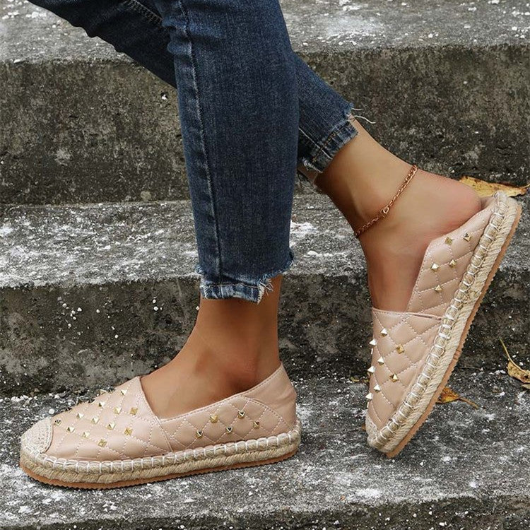 Diamond-stitched Stud Flats