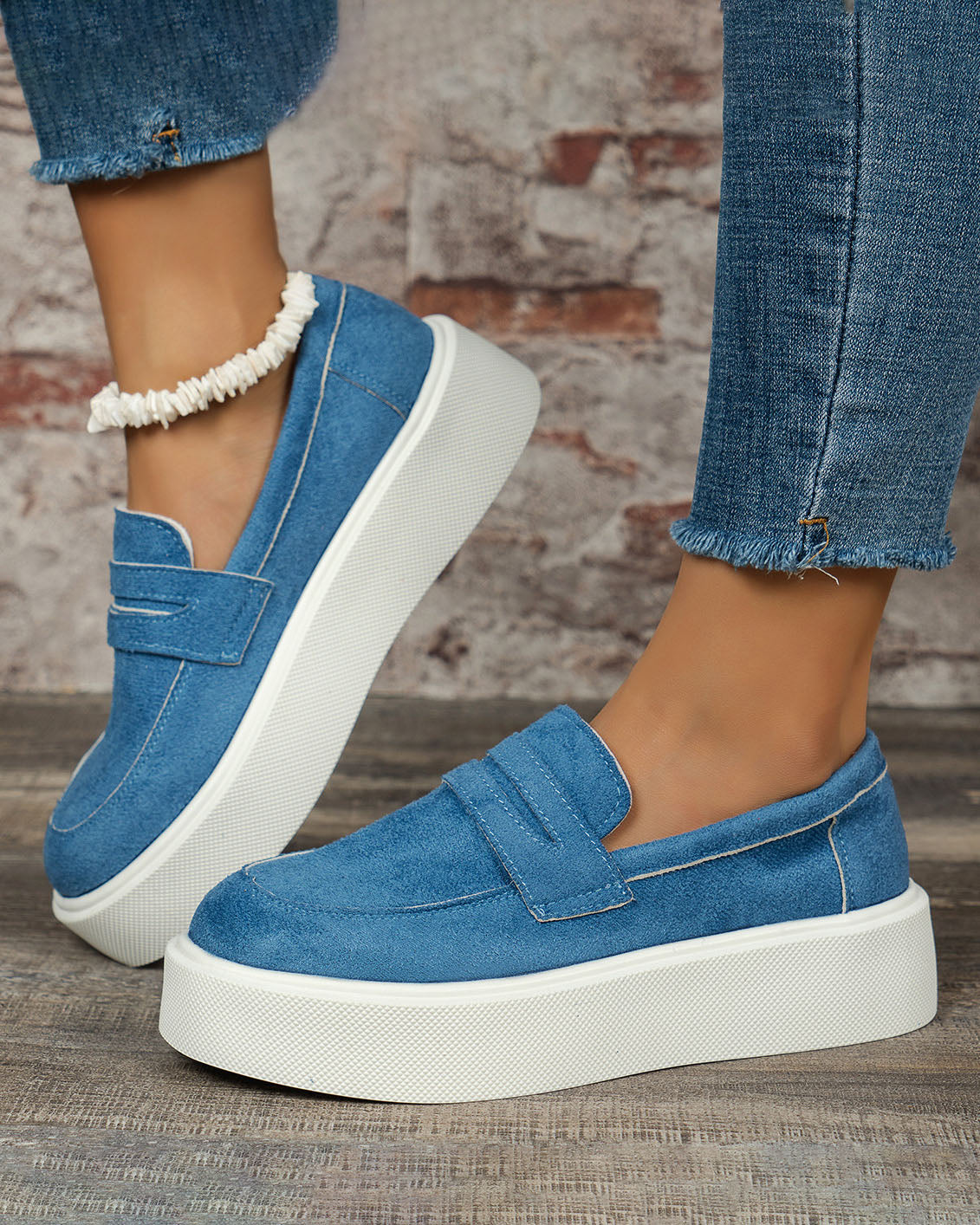 Shallow-cut Vamp Flat Slip-on Loafers