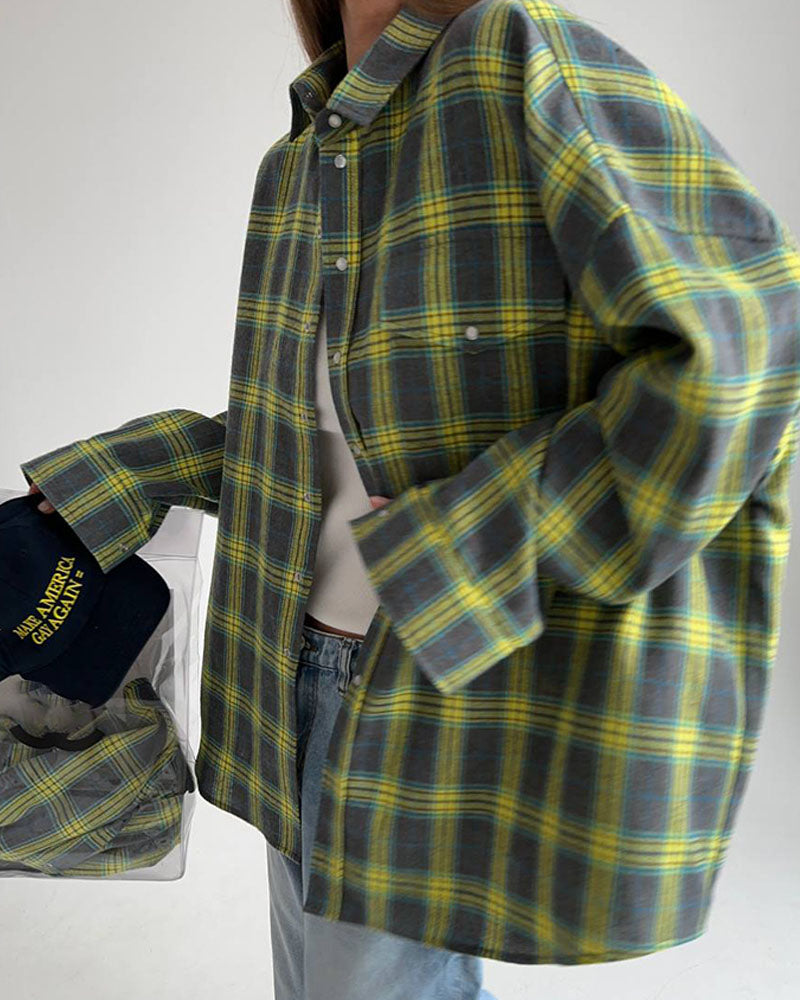 Notched Lapel Loose-Fit Plaid Long Sleeve Pocket Shirt