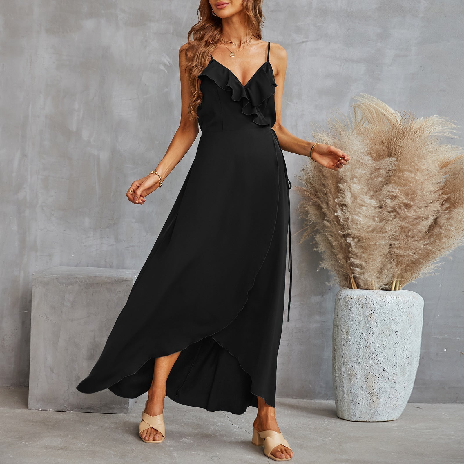 Evanne Pocketed Halter Maxi Dress Black