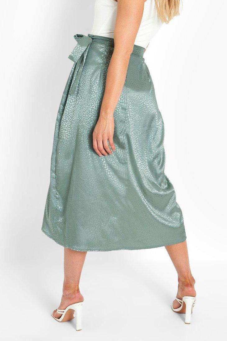 One-piece Lace-up High-waisted Stone Jacquard Satin Skirt