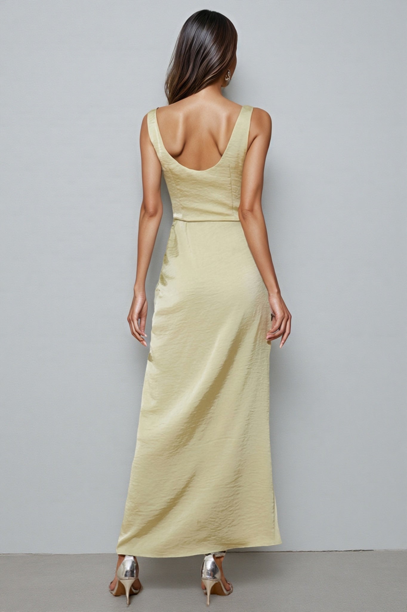Dereka Backless Round Neck Satin Maxi Dress - View 6