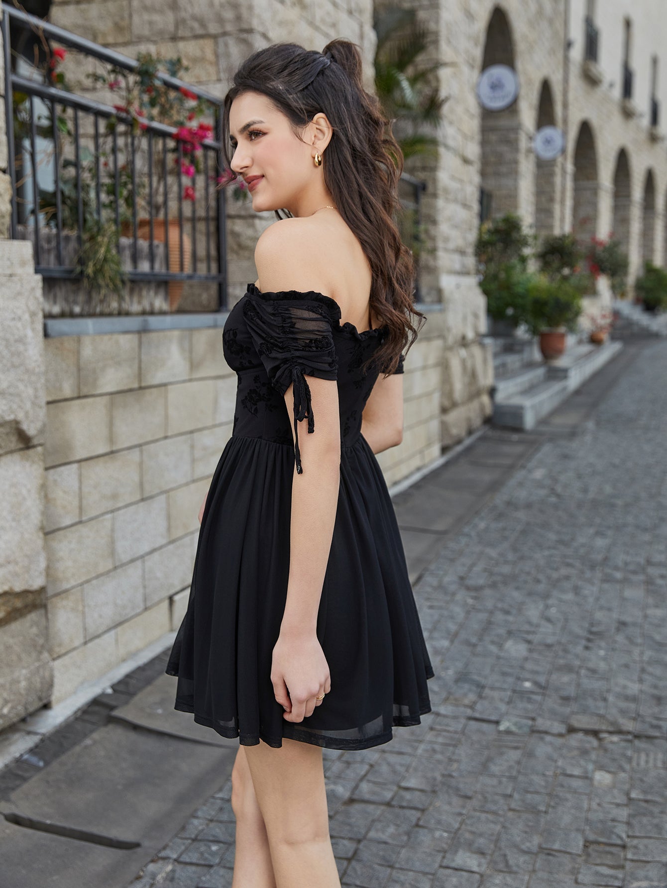 Off Shoulder Drawstring Cuffs Mesh Dress - View 2