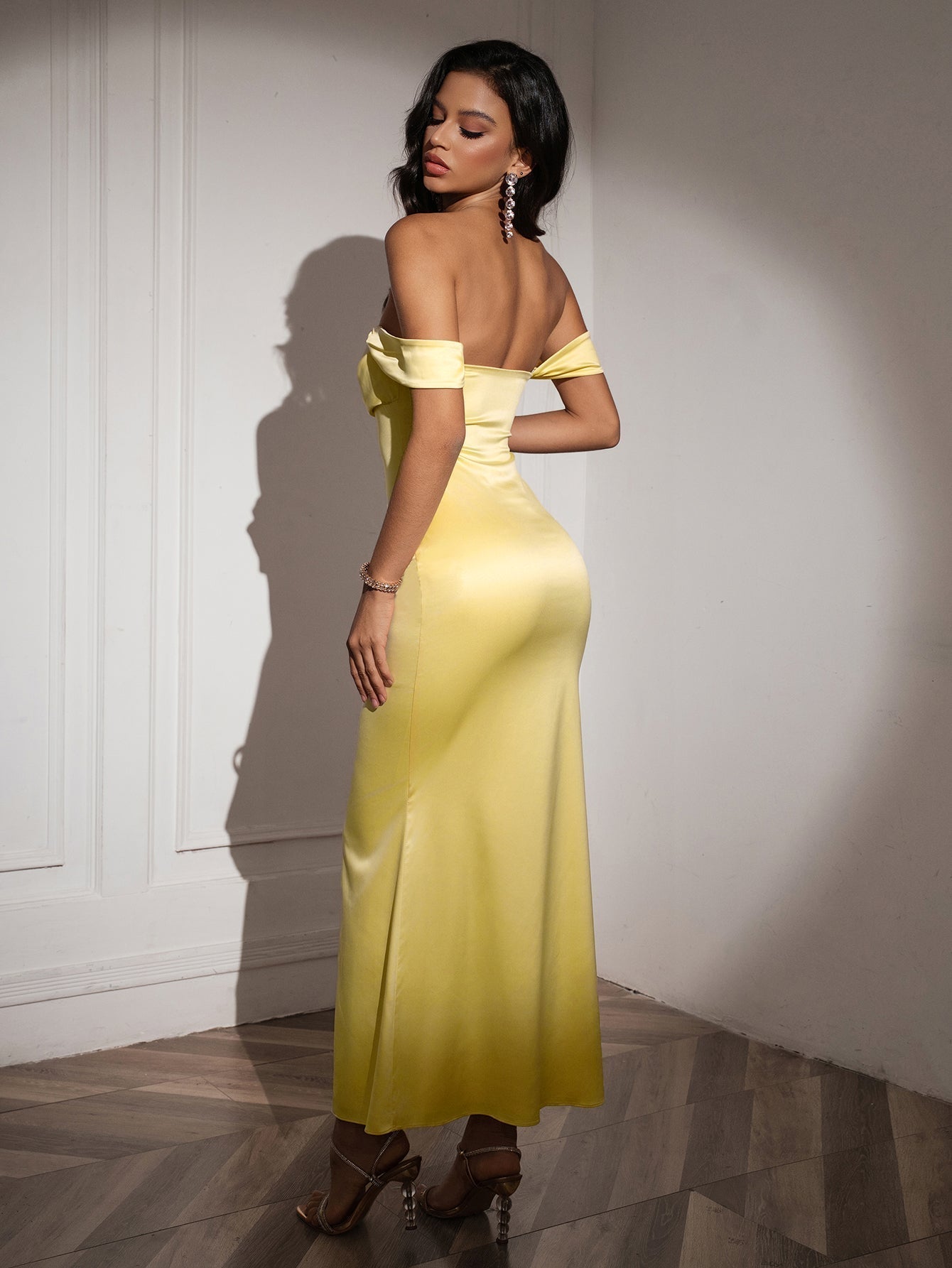 Off Shoulder Satin Backless Mermaid Dress - View 12
